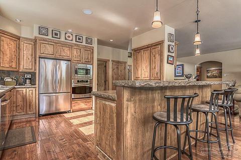 56893 Dancing Rock Loop, Bend, OR 97707 photo 5