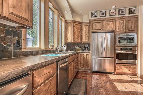 56893 Dancing Rock Loop, Bend, OR 97707 photo 8