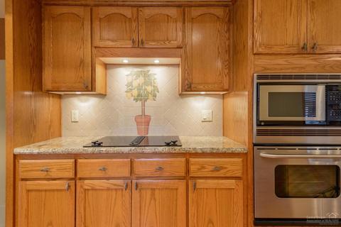 60841 Willow Creek Loop, Bend, OR 97702 photo 10