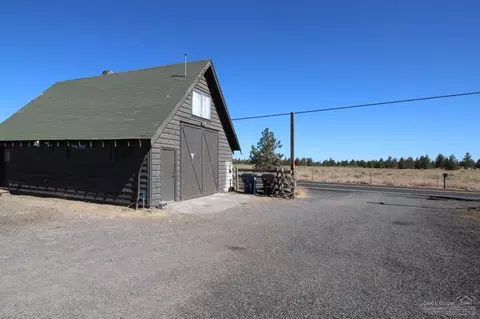 21475 Gift Rd, Bend, OR 97701 photo 16