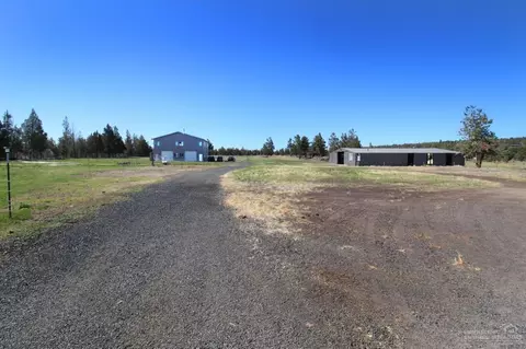 21475 Gift Rd, Bend, OR 97701 photo 17