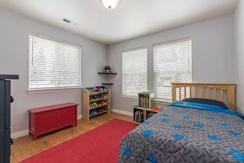19504 Fishhawk Loop, Bend, OR 97702 photo 14