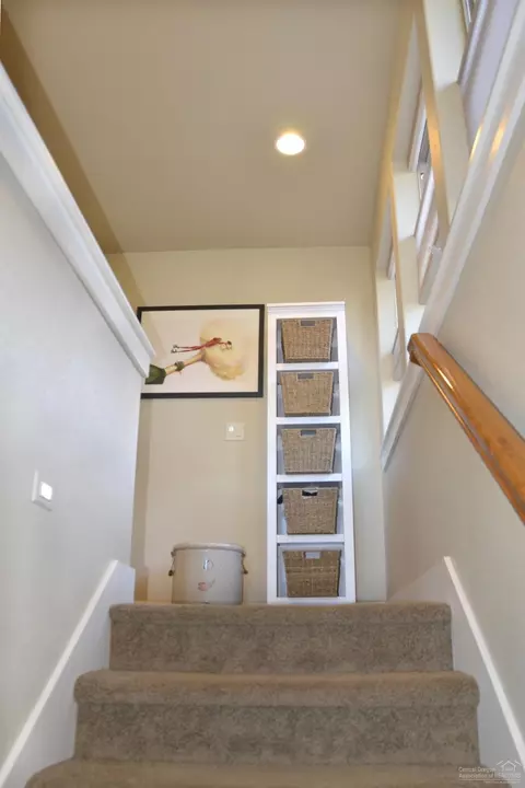 21343 Brooklyn Pl, Bend, OR 97701 photo 8