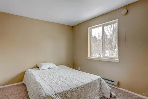 3041 NE Madison Ave, Bend, OR 97701 photo 9