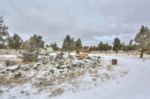 25335 Deer Ln, Bend, OR 97701 photo 9