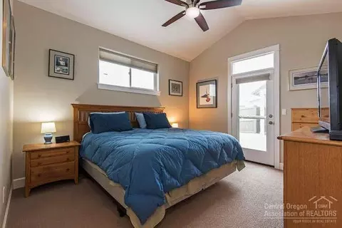 627 NE Vail Ln, Bend, OR 97701 photo 9
