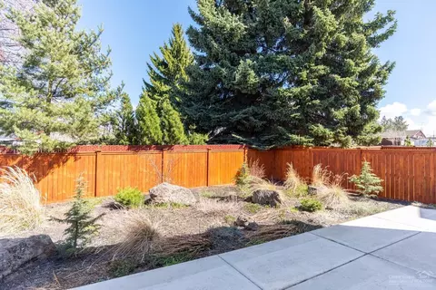 61402 Sunbrook Dr, Bend, OR 97702 photo 21