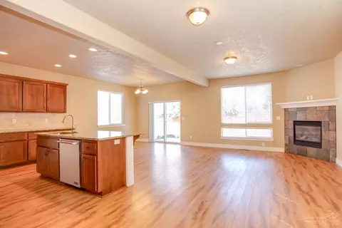 61402 Sunbrook Dr, Bend, OR 97702 photo 8