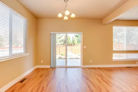 61402 Sunbrook Dr, Bend, OR 97702 photo 11