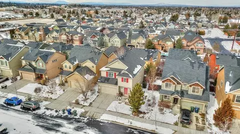 2888 NE Sedalia Loop, Bend, OR 97701 photo 18