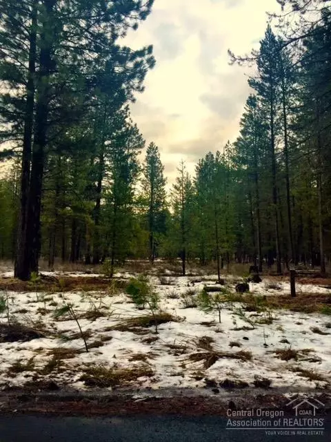 56272 Sable Rock Loop Loop, Bend, OR 97707 photo 2