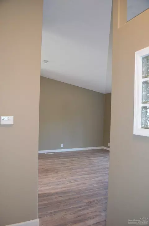 145525 Post Ct, La Pine, OR 97739 photo 16