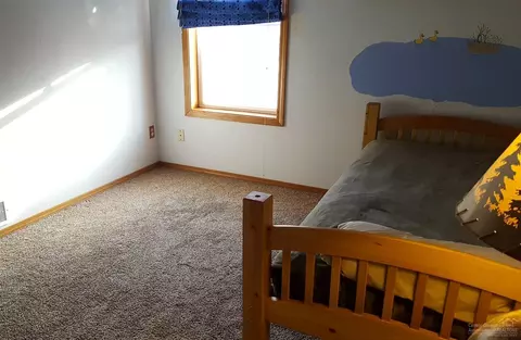 949 NE Lena Pl, Bend, OR 97701 photo 9