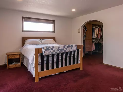 62570 Dixon Loop, Bend, OR 97701 photo 7