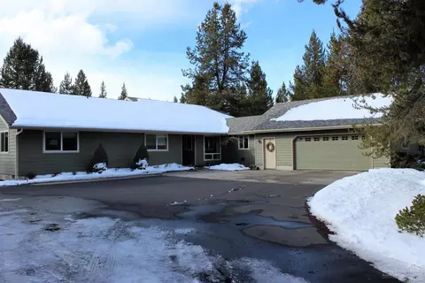 16511 Sprague Loop, La Pine, OR 97739 photo 2