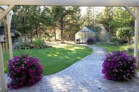 16511 Sprague Loop, La Pine, OR 97739 photo 21