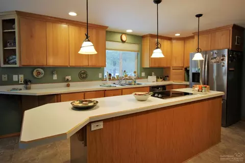 16511 Sprague Loop, La Pine, OR 97739 photo 10