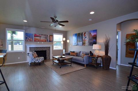 1842 NE Janice Way, Bend, OR 97701 photo 7