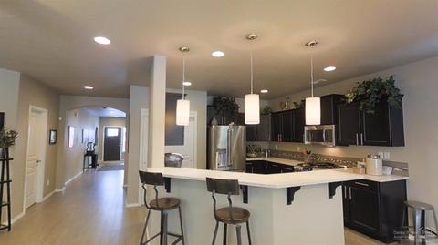 1842 NE Janice Way, Bend, OR 97701 photo 8