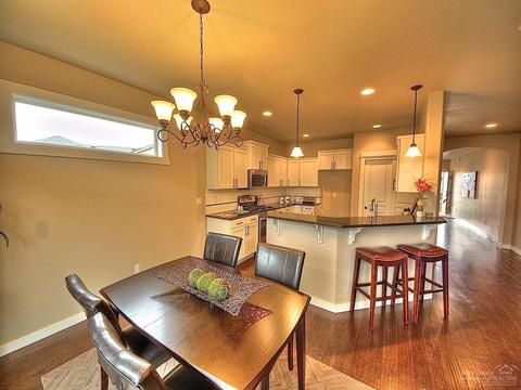 1842 NE Janice Way, Bend, OR 97701 photo 10