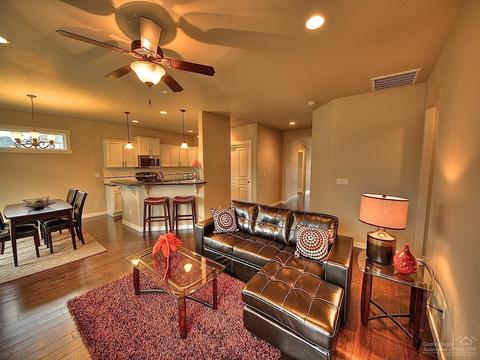 1842 NE Janice Way, Bend, OR 97701 photo 11