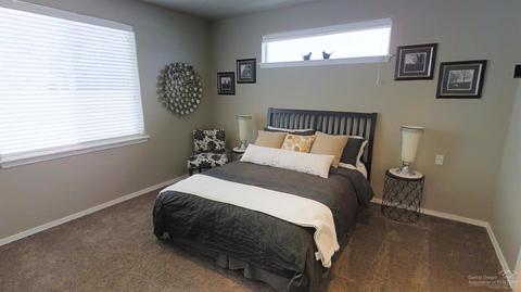 1842 NE Janice Way, Bend, OR 97701 photo 16