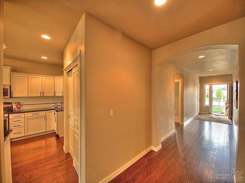 1842 NE Janice Way, Bend, OR 97701 photo 14