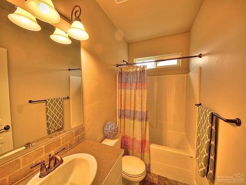 1842 NE Janice Way, Bend, OR 97701 photo 18