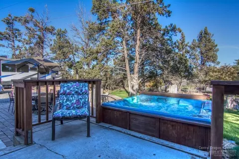 20240 Mountain View Dr, Bend, OR 97703 photo 16