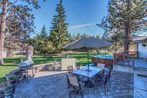 20240 Mountain View Dr, Bend, OR 97703 photo 17