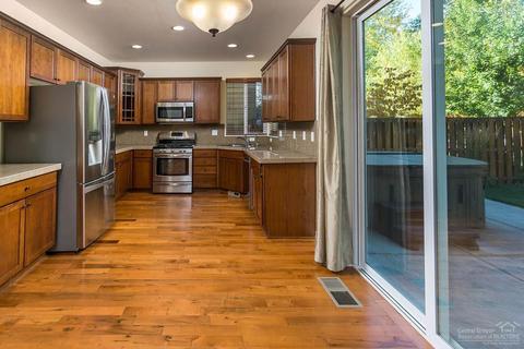 19776 Chicory Ave, Bend, OR 97702 photo 5
