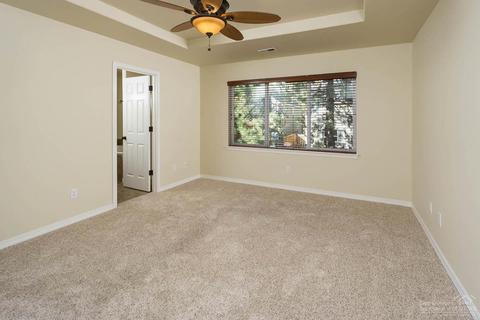 19776 Chicory Ave, Bend, OR 97702 photo 8