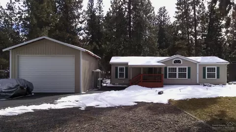 19073 Baker Rd, Bend, OR 97702 photo 1