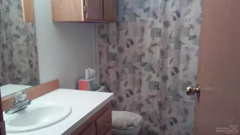 19073 Baker Rd, Bend, OR 97702 photo 10