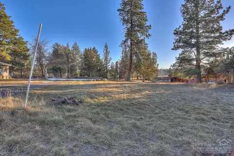 21085 Don St, Bend, OR 97701 photo 6