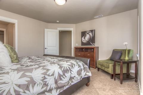 60423 Hedgewood Ln, Bend, OR 97702 photo 12