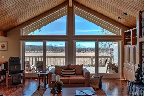 21485 Young Ave, Bend, OR 97703 photo 9