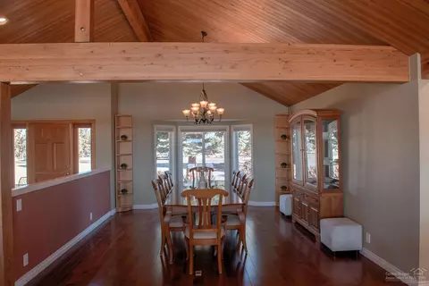 21485 Young Ave, Bend, OR 97703 photo 11