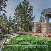 2802 NE Ocker Dr, Bend, OR 97701 photo 3