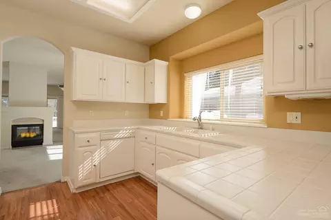 60825 Willow Creek Loop, Bend, OR 97702 photo 8
