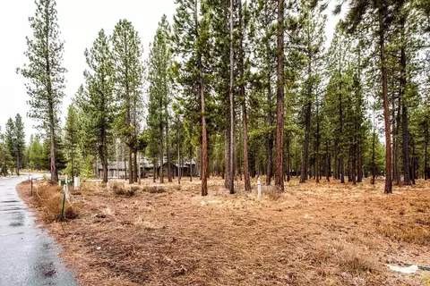 56413 Fireglass Loop, Bend, OR 97707 photo 3