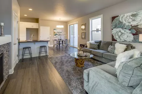 20888 SE Sotra Loop, Bend, OR 97702 photo 4