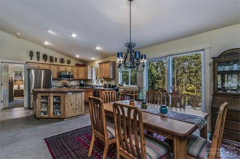 17178 Island Loop Way, Bend, OR 97707 photo 6