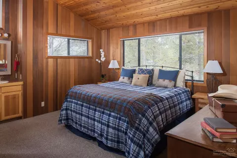 17672 Rogue, Sunriver, OR 97707 photo 9
