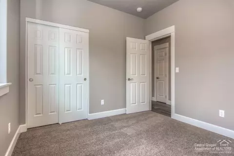 21191 Caleb Pl, Bend, OR 97702 photo 9