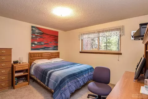20249 Rae Rd, Bend, OR 97702 photo 17