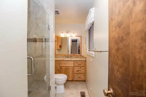 20249 Rae Rd, Bend, OR 97702 photo 19
