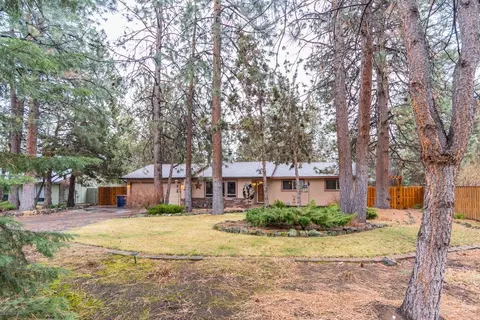20249 Rae Rd, Bend, OR 97702 photo 5