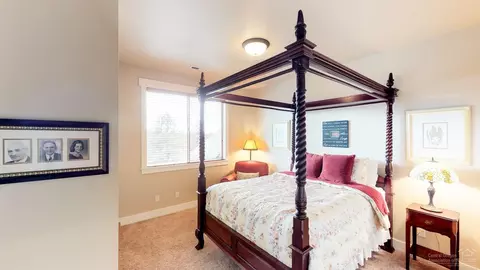 61007 Sky Harbor Dr, Bend, OR 97702 photo 18
