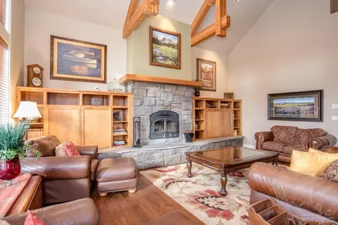 61007 Sky Harbor Dr, Bend, OR 97702 photo 10